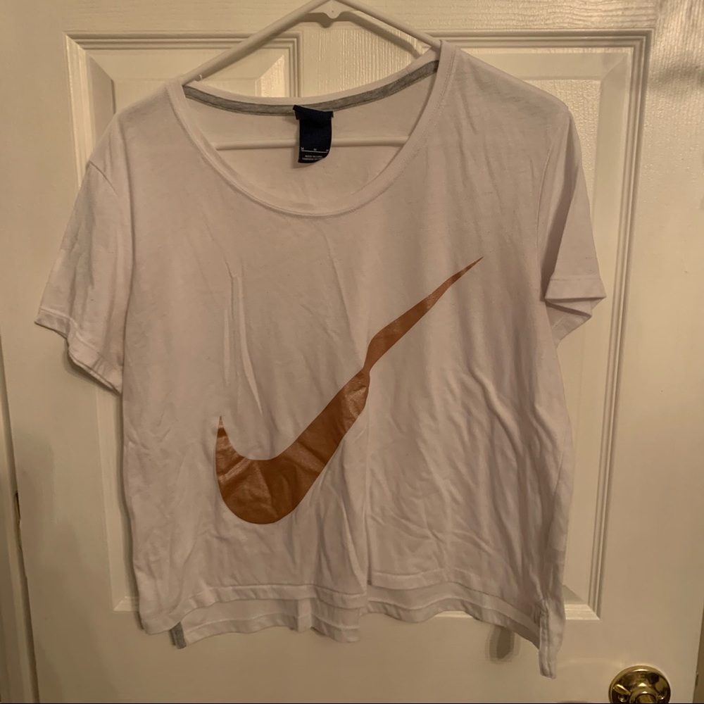 Nike Crop Top